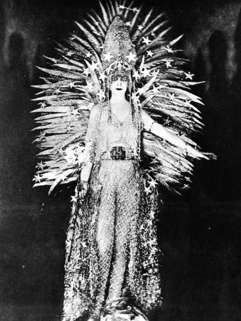 Marquise Luisa Casati in a historical picture